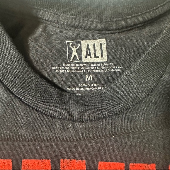 Black Muhammad Ali Graphic T-Shirt Men’s Medium - Picture 5 of 5
